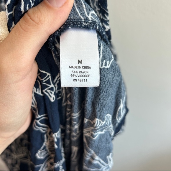 Ophelia Roe Blue and White Floral Puff Sleeve Dress - Picture 4 of 6